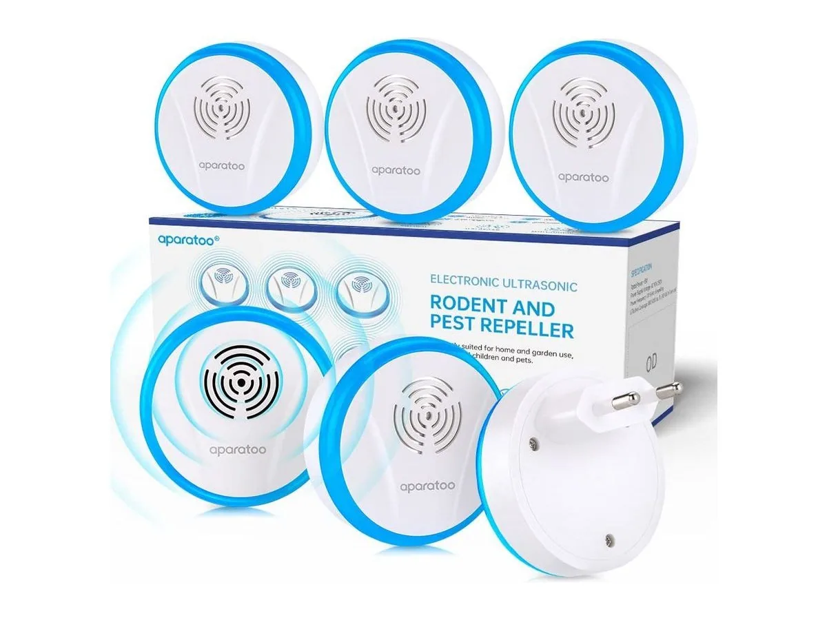 Ultrasonic pest repeller for mosquito protection